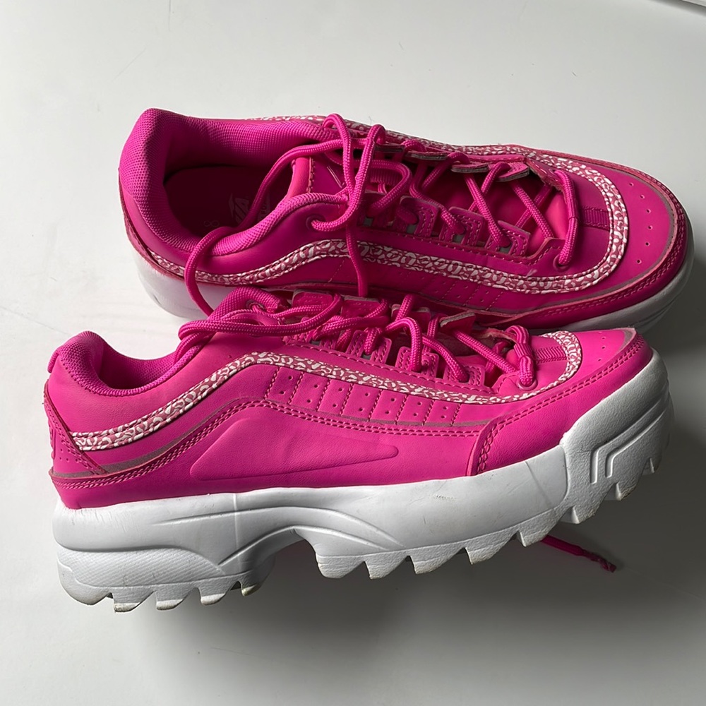 Avia trendy chunky Barbie pink sneakers